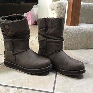 Skechers boots, barely used